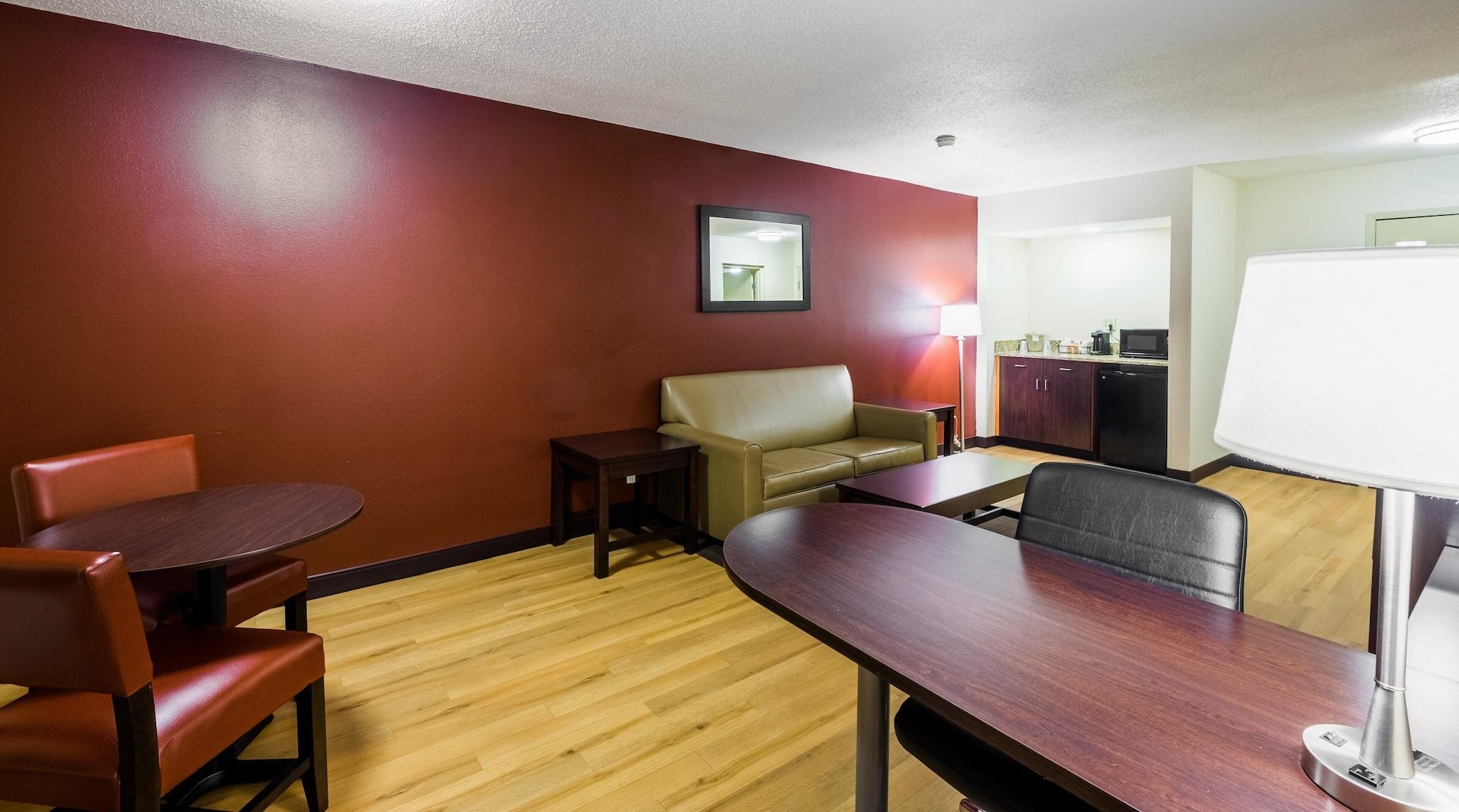 Red Roof Inn Plus+ South Deerfield - Amherst Екстериор снимка