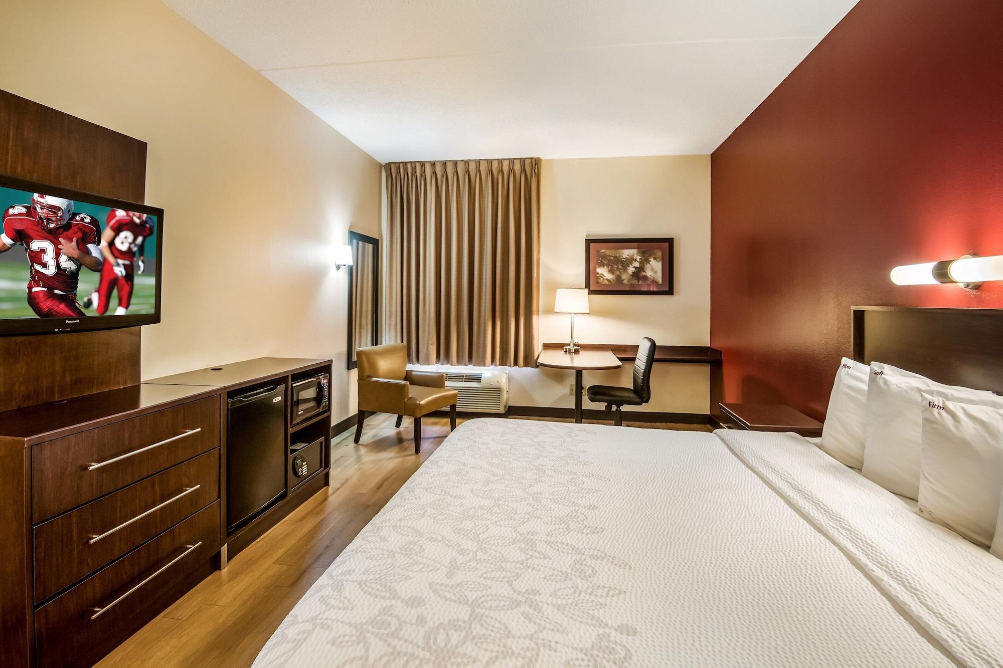 Red Roof Inn Plus+ South Deerfield - Amherst Екстериор снимка