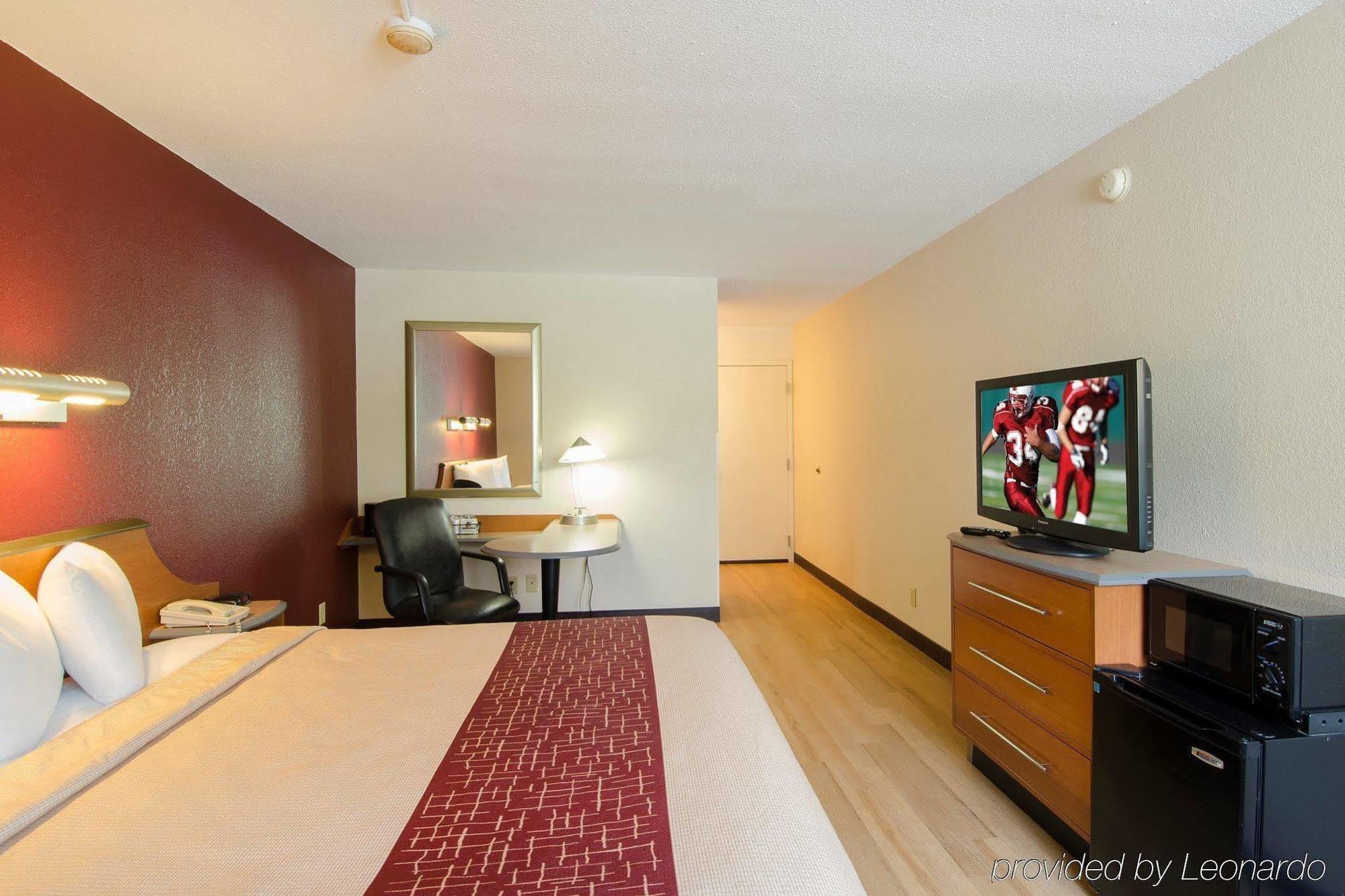 Red Roof Inn Plus+ South Deerfield - Amherst Екстериор снимка