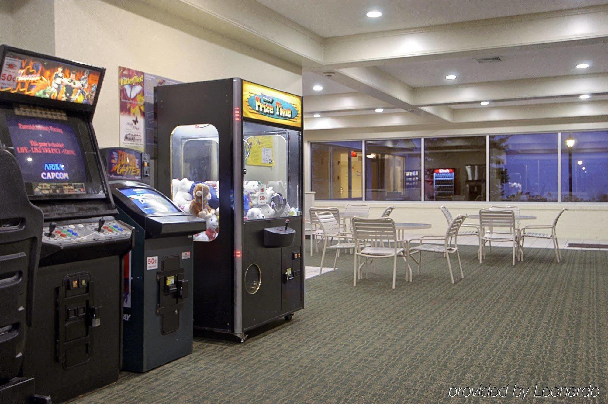 Red Roof Inn Plus+ South Deerfield - Amherst Екстериор снимка